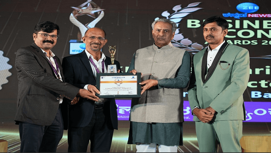 Bank bagged ‘Business Icon Award –2023’ sponsored by ‘The Zee Kannada News channel’