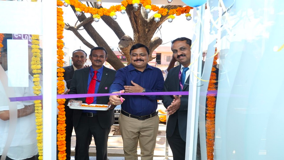 Opening of mini e-lobby at Shri Siddharoodh Math Road (Old Hubballi) Branch